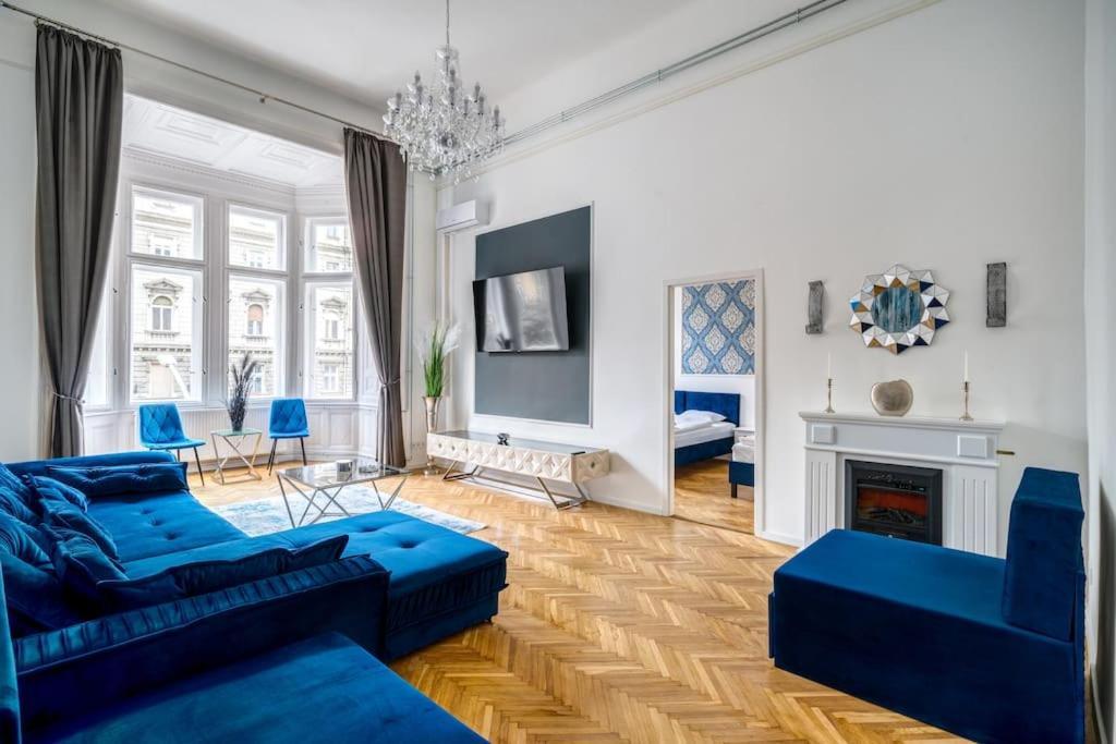 布达佩斯Andrassy Grandeur With Indoor Parking公寓 外观 照片