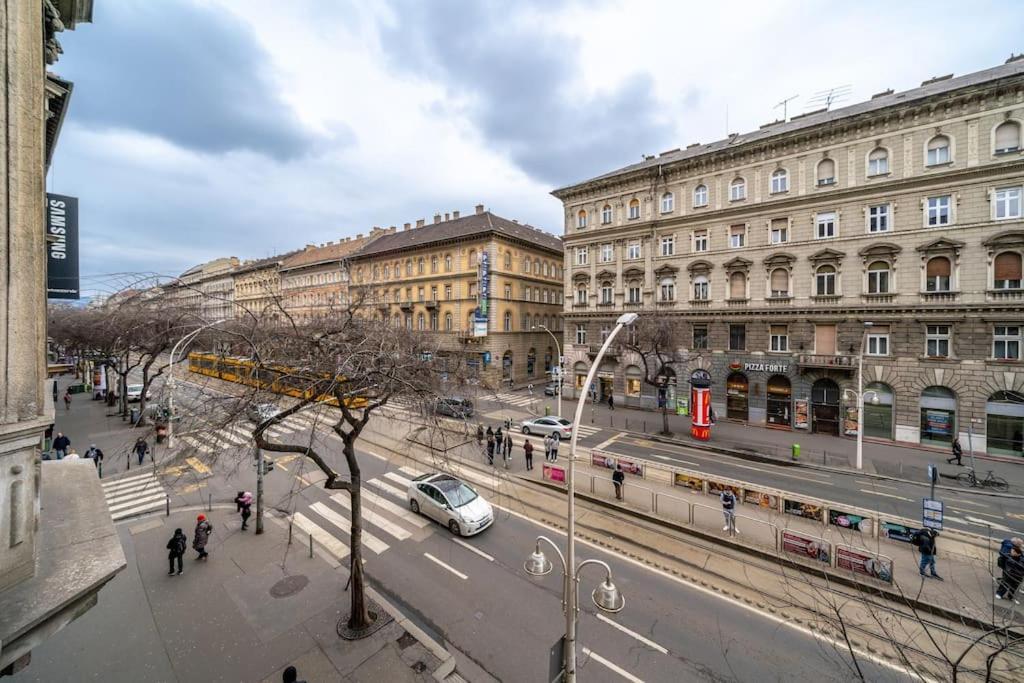 布达佩斯Andrassy Grandeur With Indoor Parking公寓 外观 照片