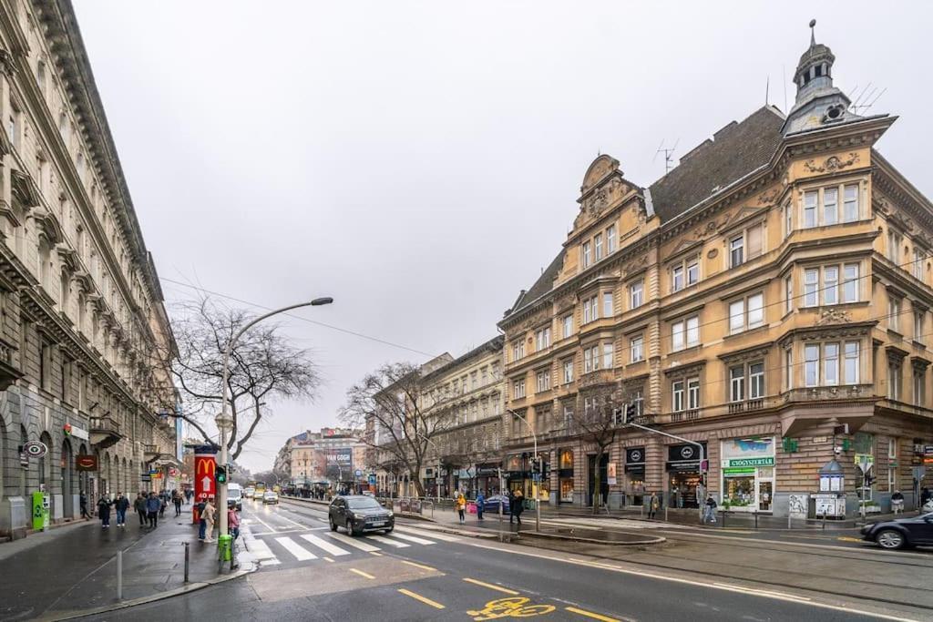 布达佩斯Andrassy Grandeur With Indoor Parking公寓 外观 照片