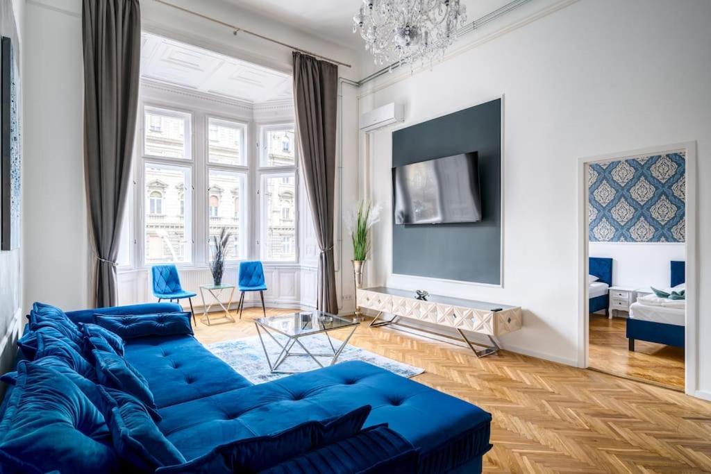 布达佩斯Andrassy Grandeur With Indoor Parking公寓 外观 照片